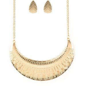 Necklace set